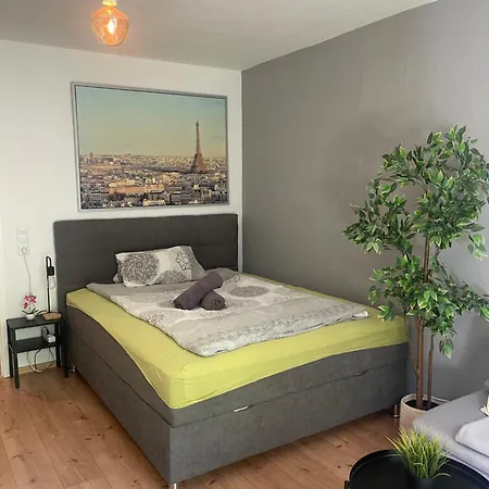 Mit Terrasse, 200m Hbf Appartement *
