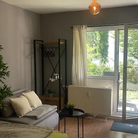 Mit Terrasse, 200m Hbf *