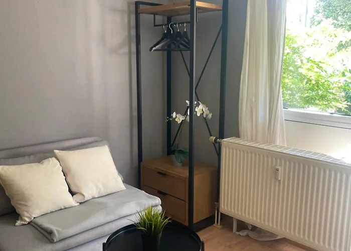 Mit Terrasse, 200m Hbf