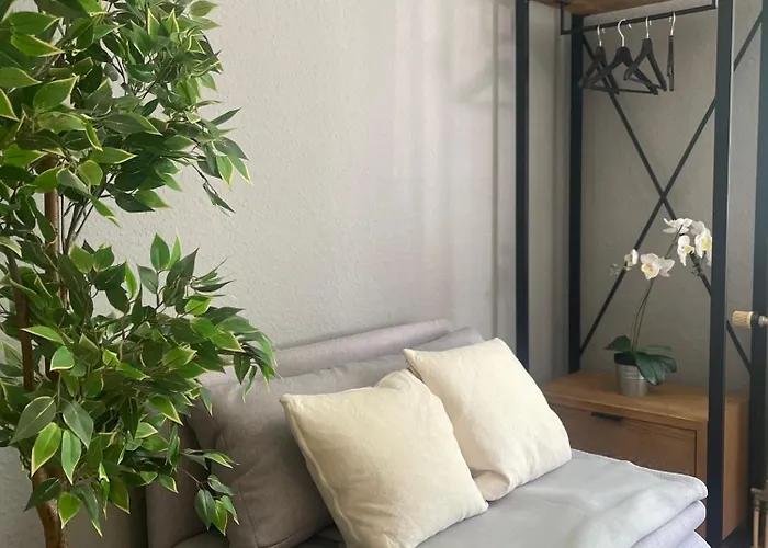 Appartement Mit Terrasse, 200m Hbf